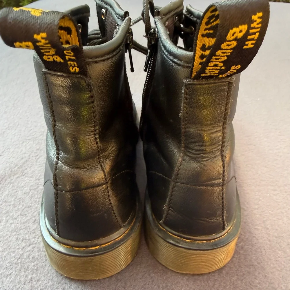 Dr. Martens 1460 J Black Leather Lace Up Side Zip Combat Boots US Women 5